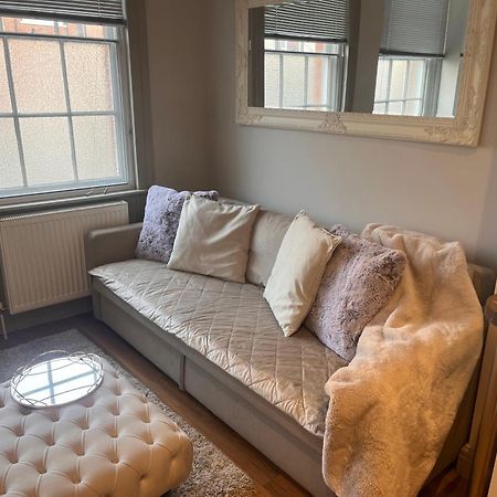 Central Private 1 Bed Flat 독서 외부 사진